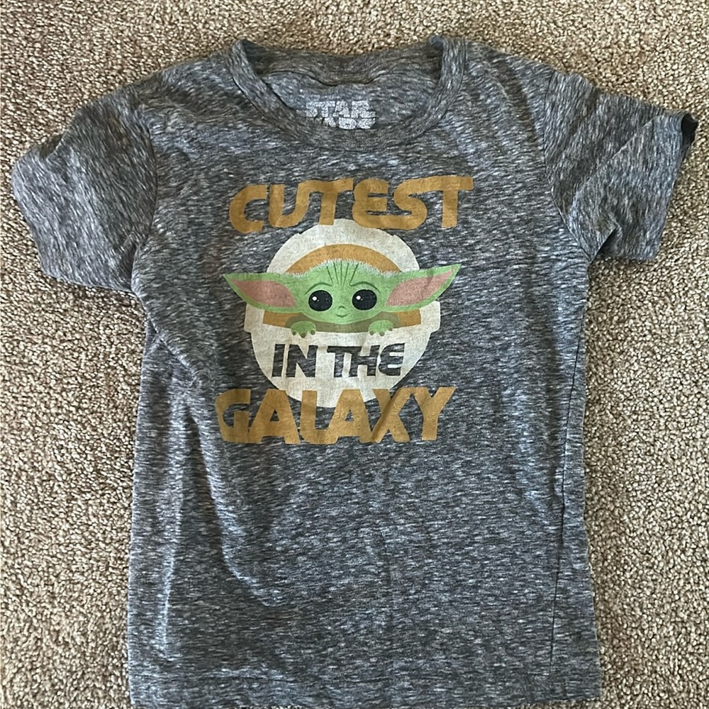 Boys or girls star wars grogu from mandalorian tshirt 4T